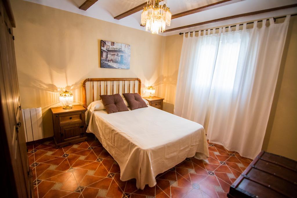 Cortijo Claudia Pension Taberno Buitenkant foto